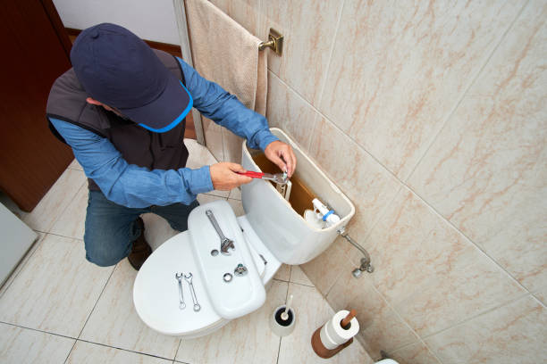 Best Local Plumber Services  in El Valle De Arroyo Seco, NM